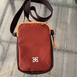 Sherpani Crossbody Bag Rogue Brown Orange Terra-cotta Mini Travel Hiking Small